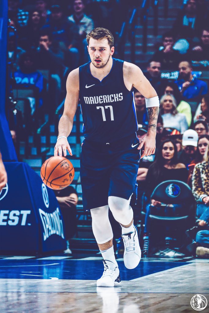 Scout迎来二十赛季高光表现，独行侠球迷沸腾！